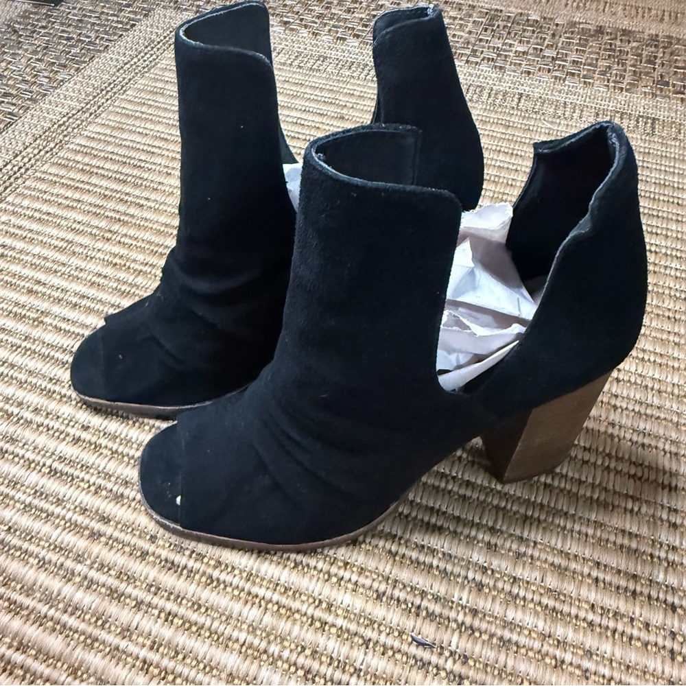 Chinese Laundry Kristin Cavallari Black Suede Open Toe Ankle Booties